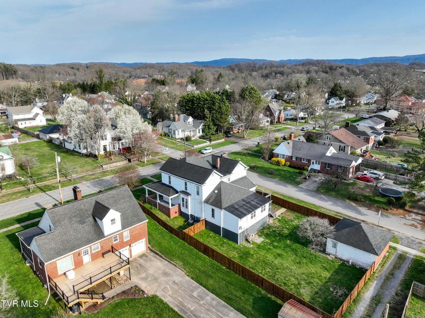 Photo #79: 822 Georgia Avenue