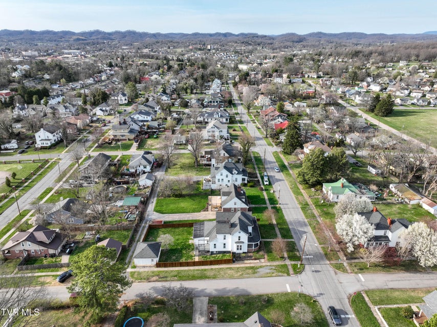 Photo #85: 822 Georgia Avenue