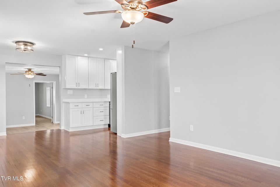 Photo #3: 1829 Kenwood Road