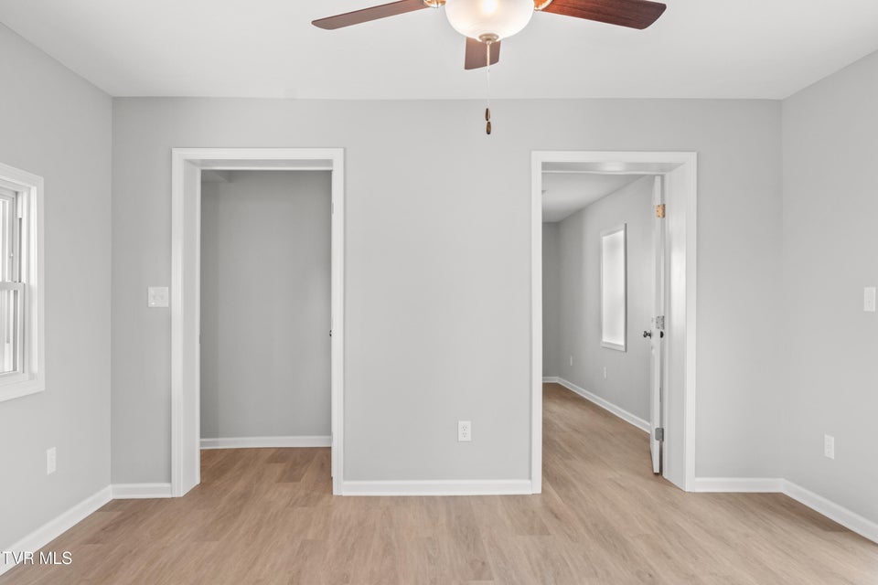 Photo #17: 1829 Kenwood Road