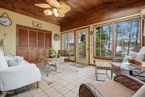 Photo #8: 949 Jefferson Drive