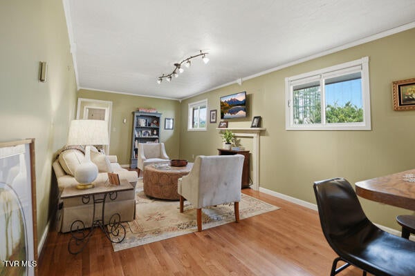 Photo #11: 949 Jefferson Drive
