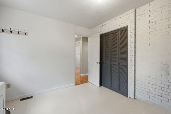 Photo #32: 949 Jefferson Drive