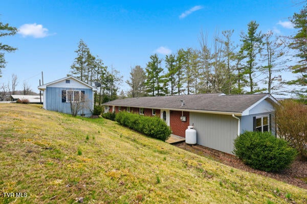 Photo #41: 949 Jefferson Drive