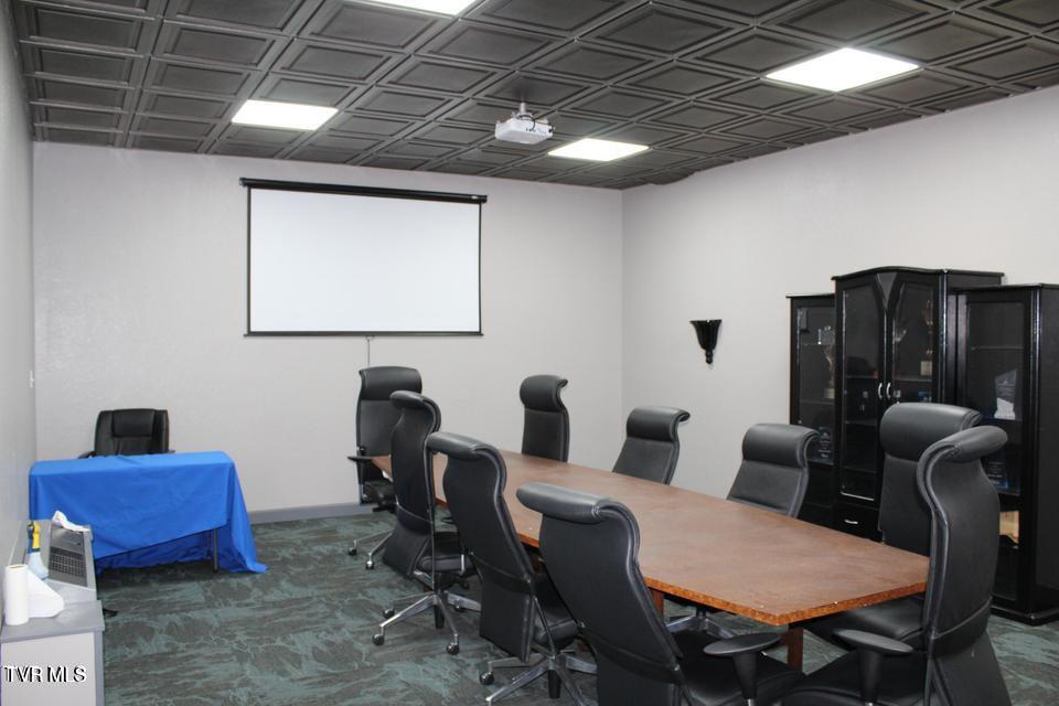 Photo #32: 2710 Roan Street