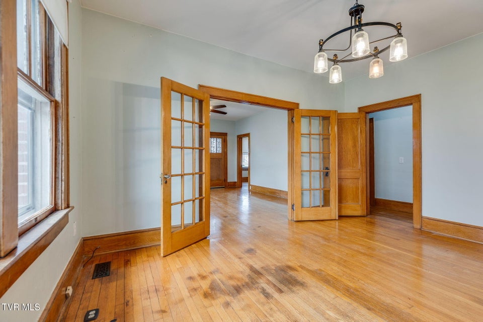 Photo #7: 1107 Holston Avenue