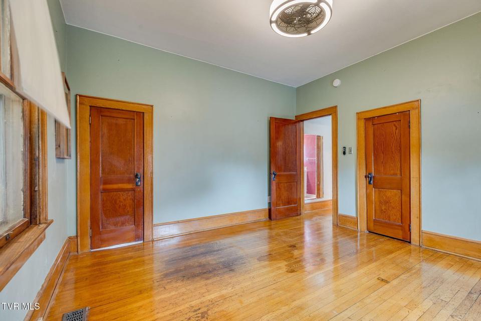 Photo #21: 1107 Holston Avenue