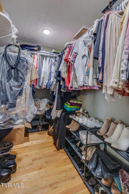 Photo #18: 531 Wilson Street