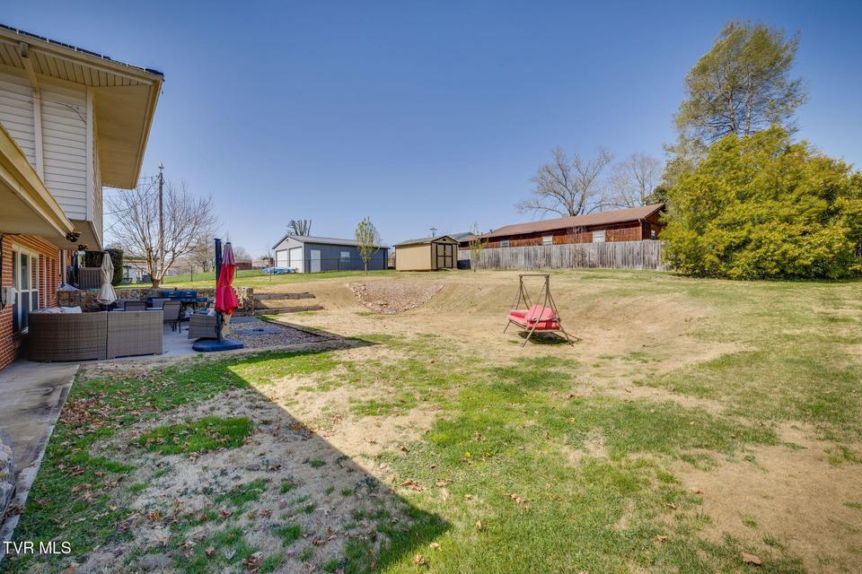 Photo #38: 531 Wilson Street