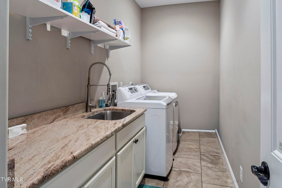 Photo #33: 1148 Cliffview Circle