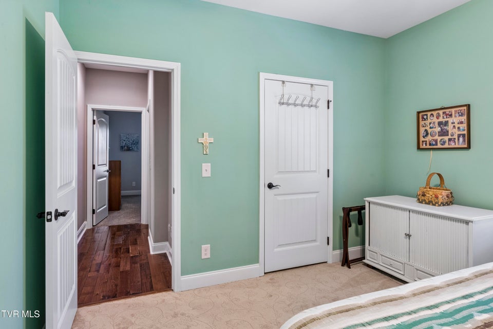 Photo #35: 1148 Cliffview Circle