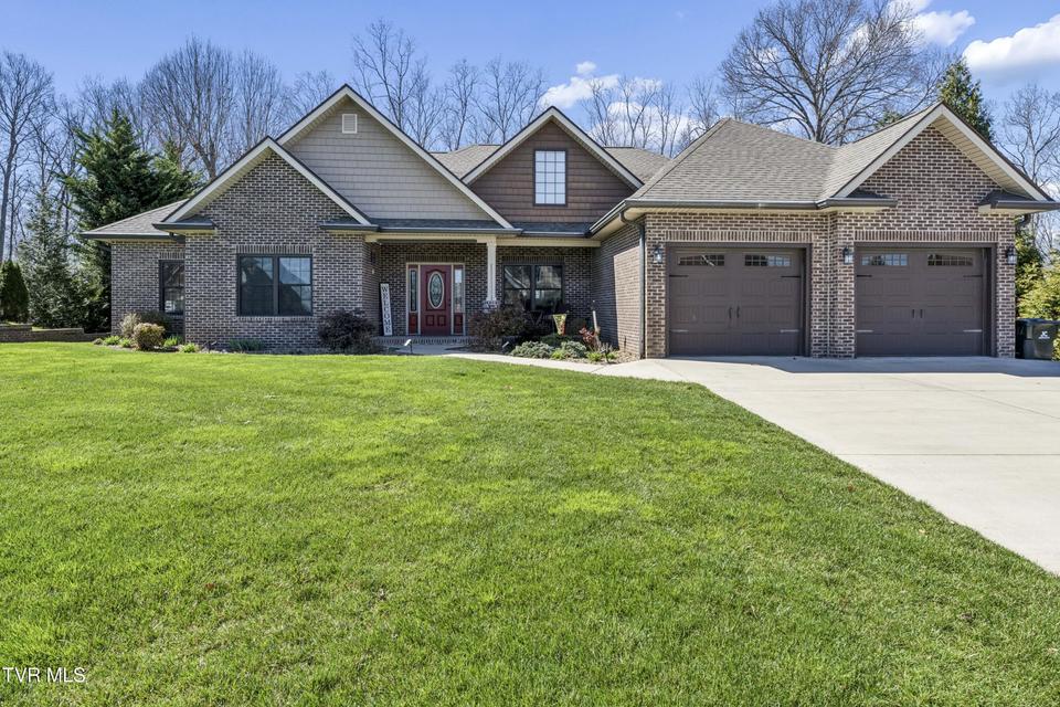 Photo #2: 1148 Cliffview Circle