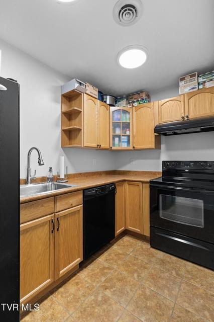 Photo #32: 1325 Doyal Drive