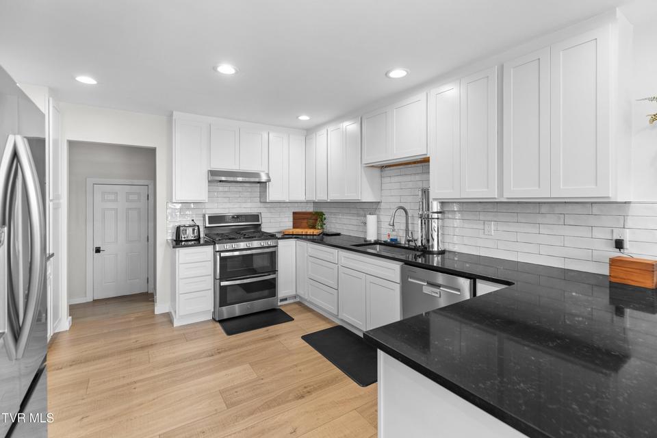 Photo #10: 1325 Doyal Drive