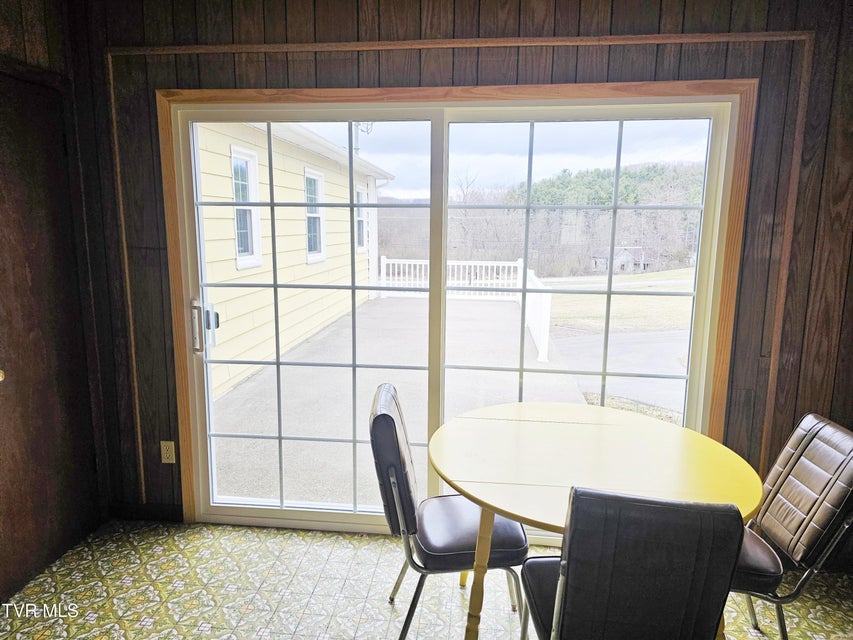 Photo #12: 5723 Eagle Avenue