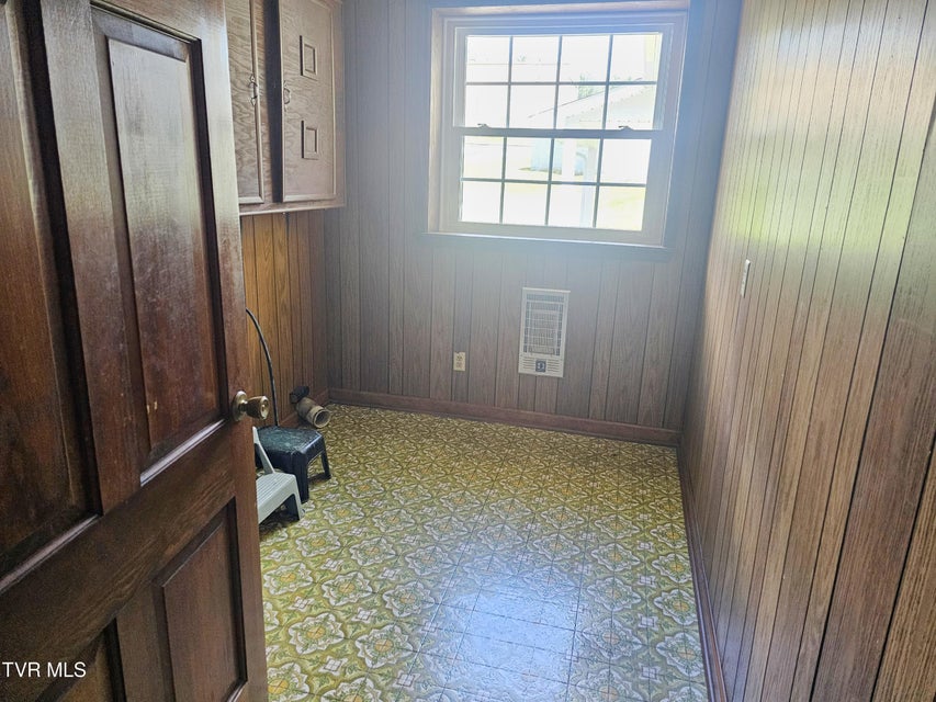 Photo #21: 5723 Eagle Avenue