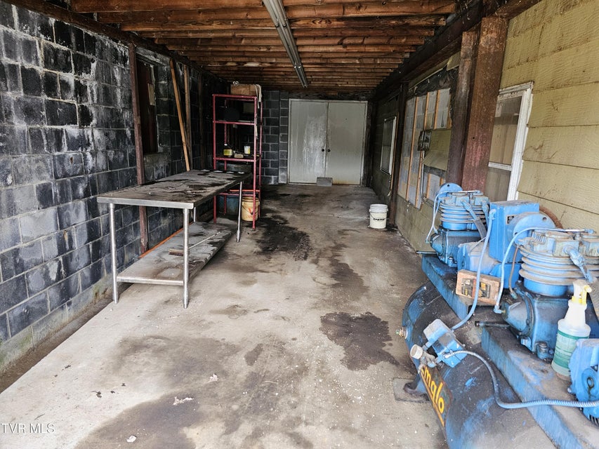 Photo #52: 5723 Eagle Avenue