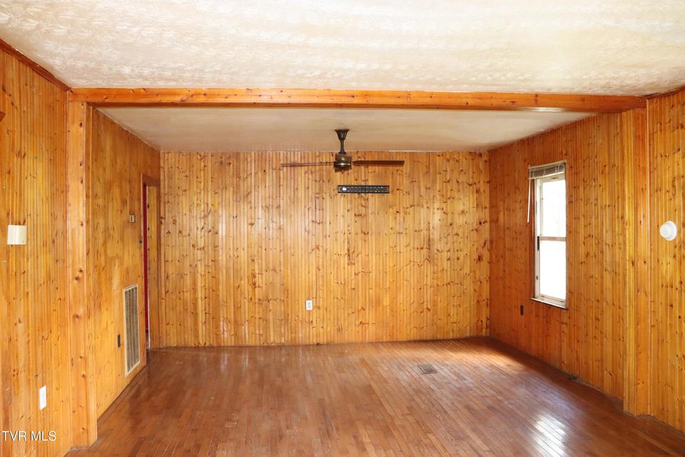 Photo #22: 3849 Nealy Ridge