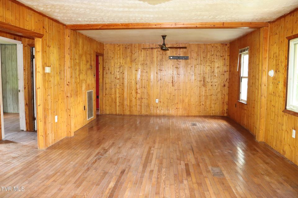 Photo #23: 3849 Nealy Ridge