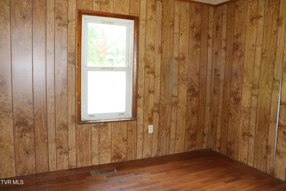 Photo #31: 3849 Nealy Ridge