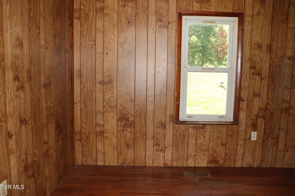 Photo #32: 3849 Nealy Ridge