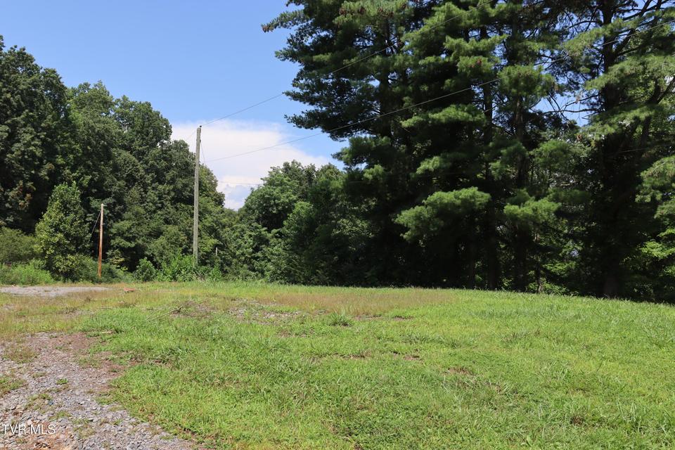 Photo #42: 3849 Nealy Ridge