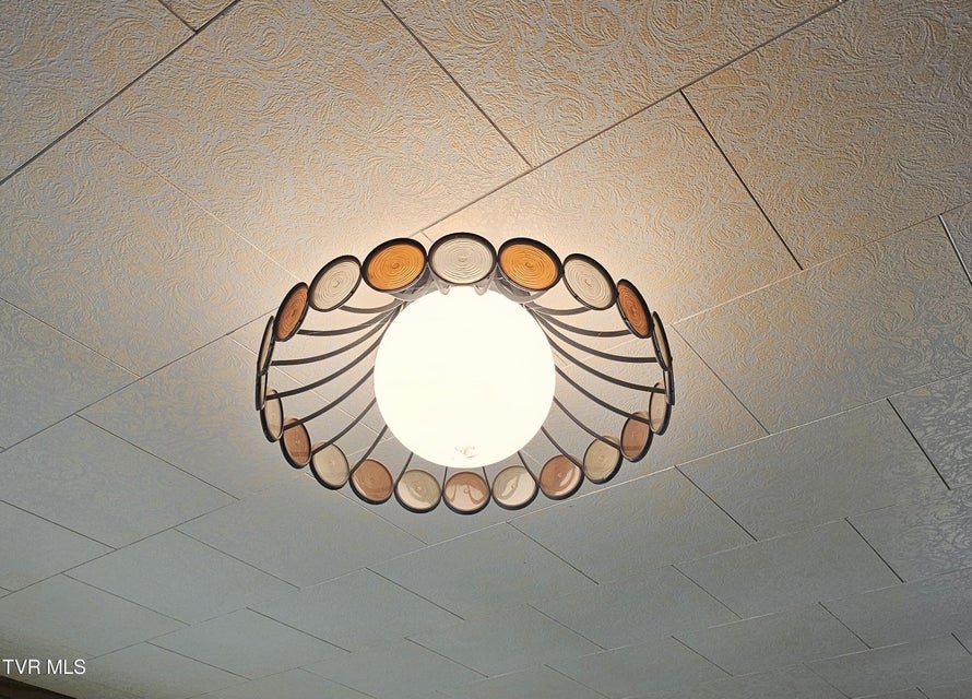 Photo #15: 5723 Eagle Avenue