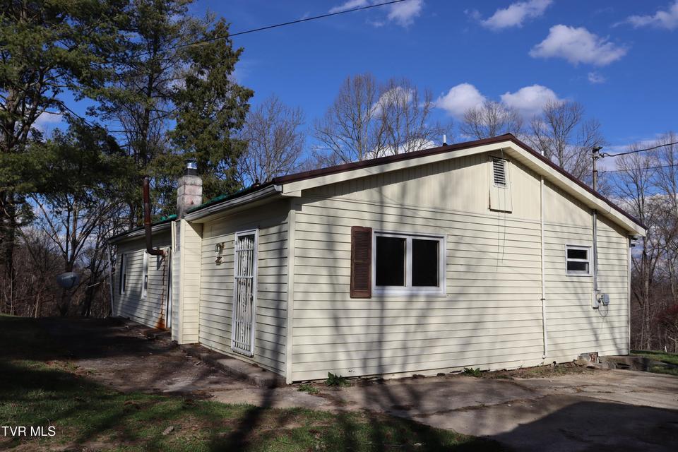 Photo #8: 3849 Nealy Ridge