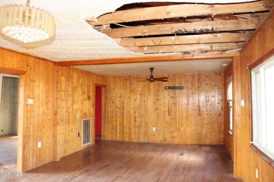 Photo #21: 3849 Nealy Ridge