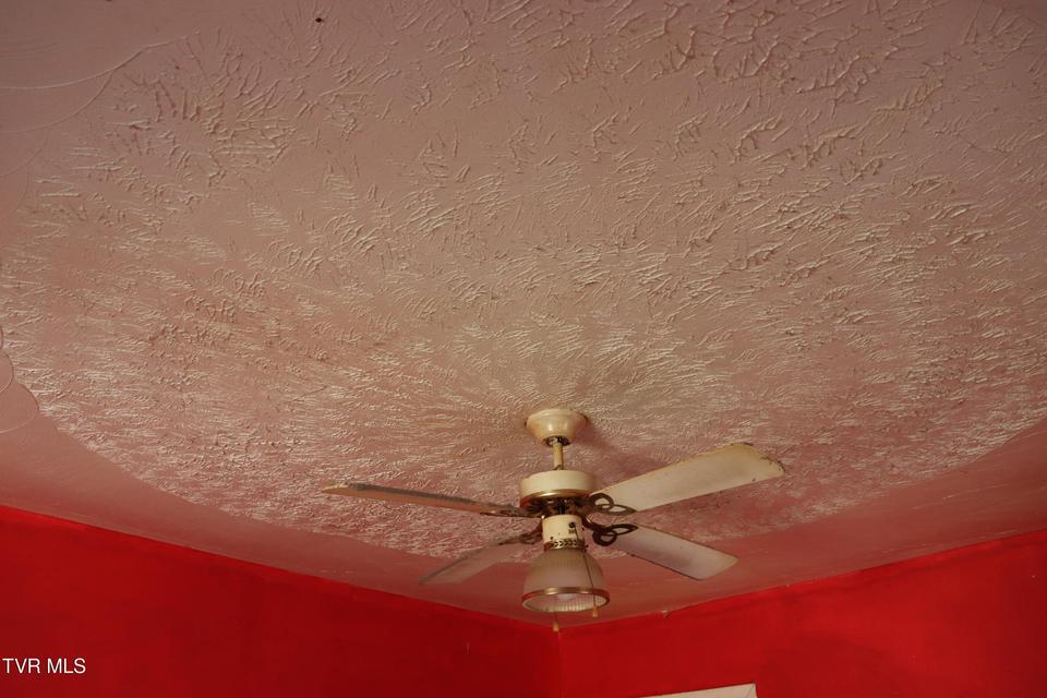 Photo #38: 3849 Nealy Ridge