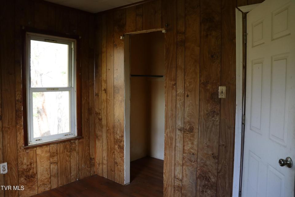 Photo #35: 3849 Nealy Ridge