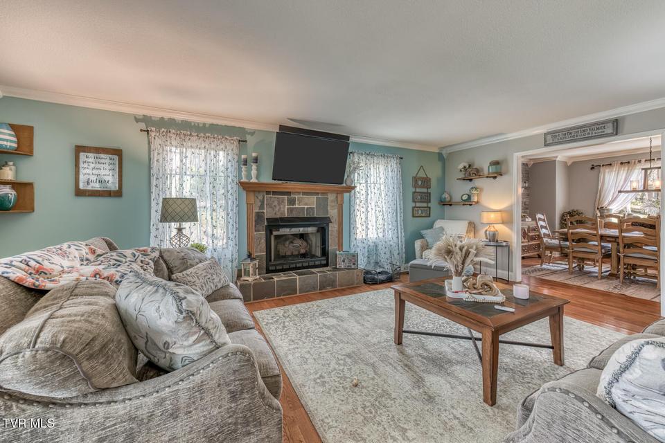 Photo #8: 912 Katies Way