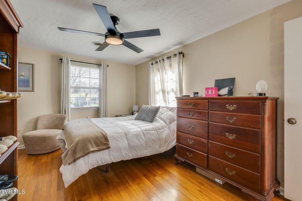 Photo #27: 1320 Silver Grove Road