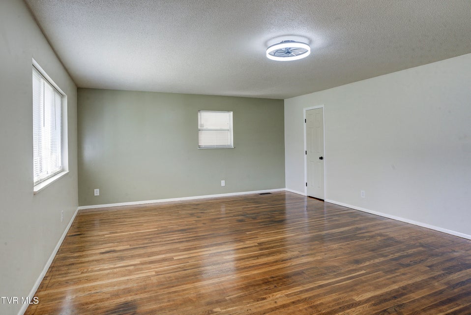 Photo #8: 1704 Jackson Terrace