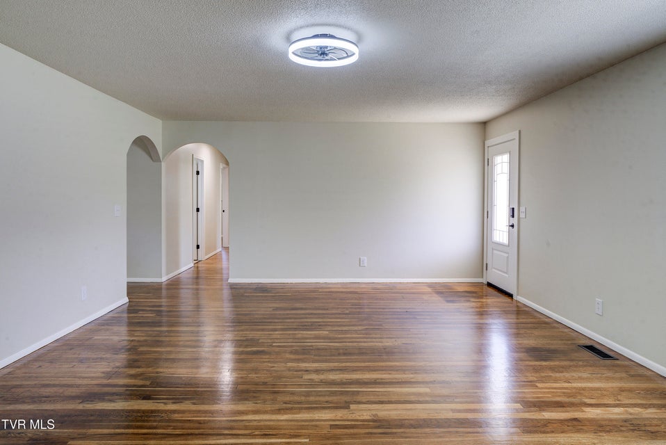 Photo #9: 1704 Jackson Terrace