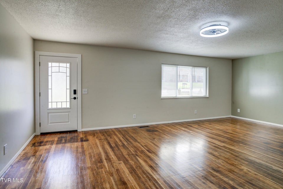 Photo #12: 1704 Jackson Terrace