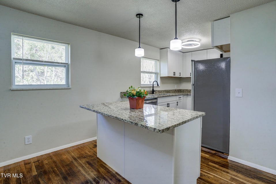 Photo #18: 1704 Jackson Terrace