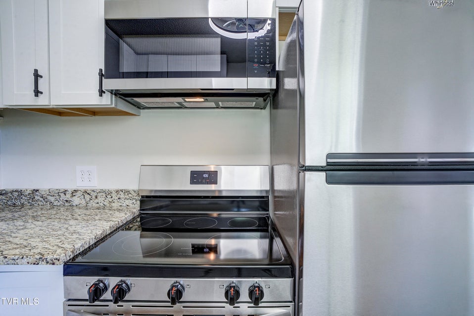 Photo #22: 1704 Jackson Terrace