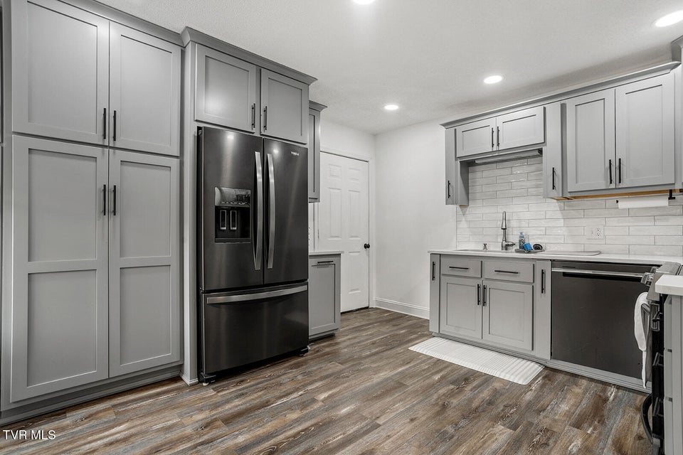 Photo #6: 200 Bell Flower Court