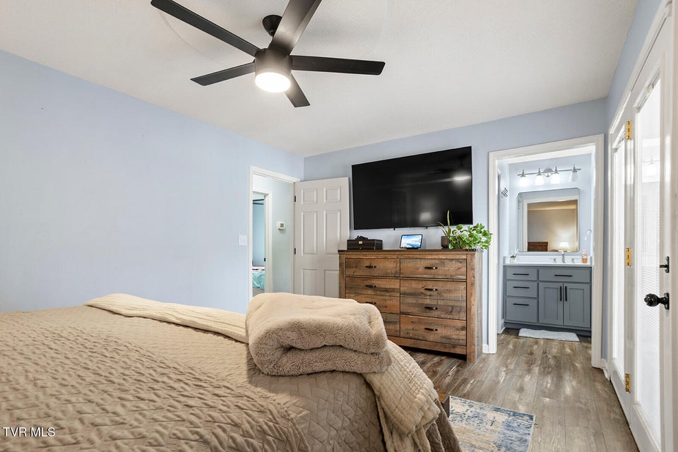 Photo #16: 200 Bell Flower Court