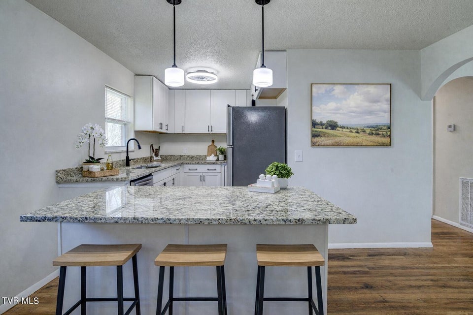 Photo #14: 1704 Jackson Terrace