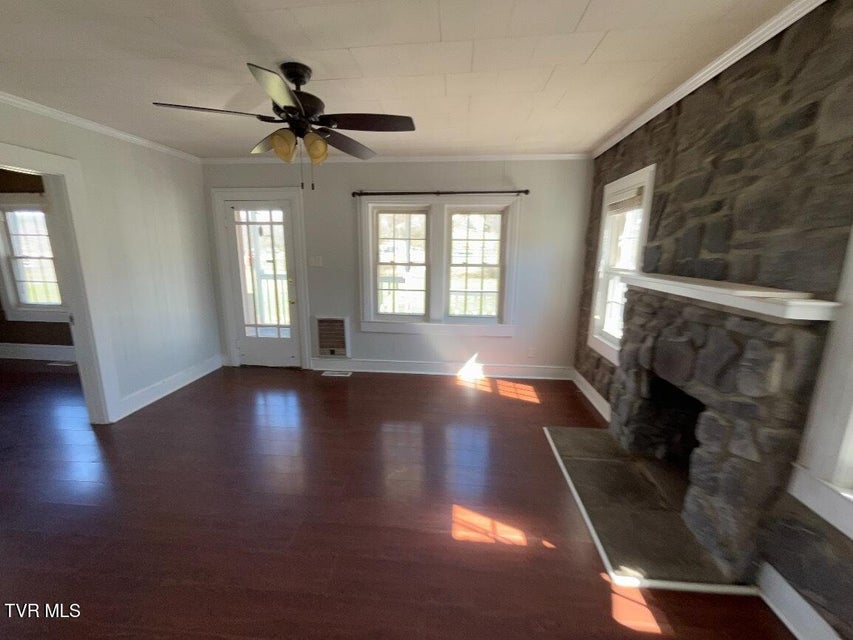 Photo #6: 137 Crestview Drive