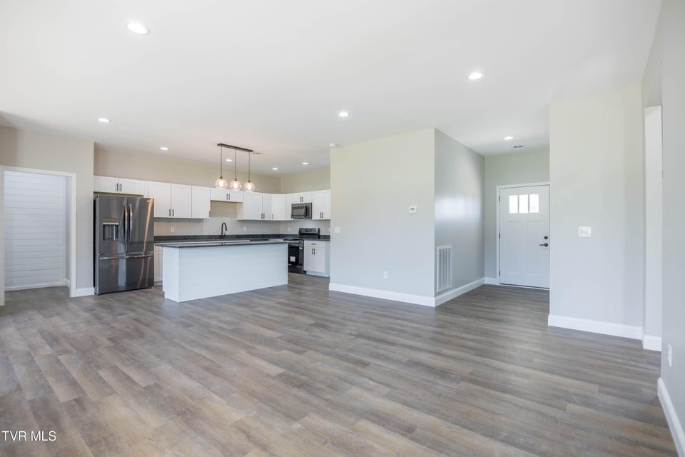 Photo #5: 550 Gibson Loop