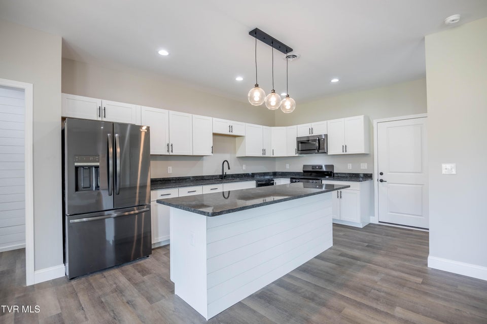 Photo #6: 550 Gibson Loop