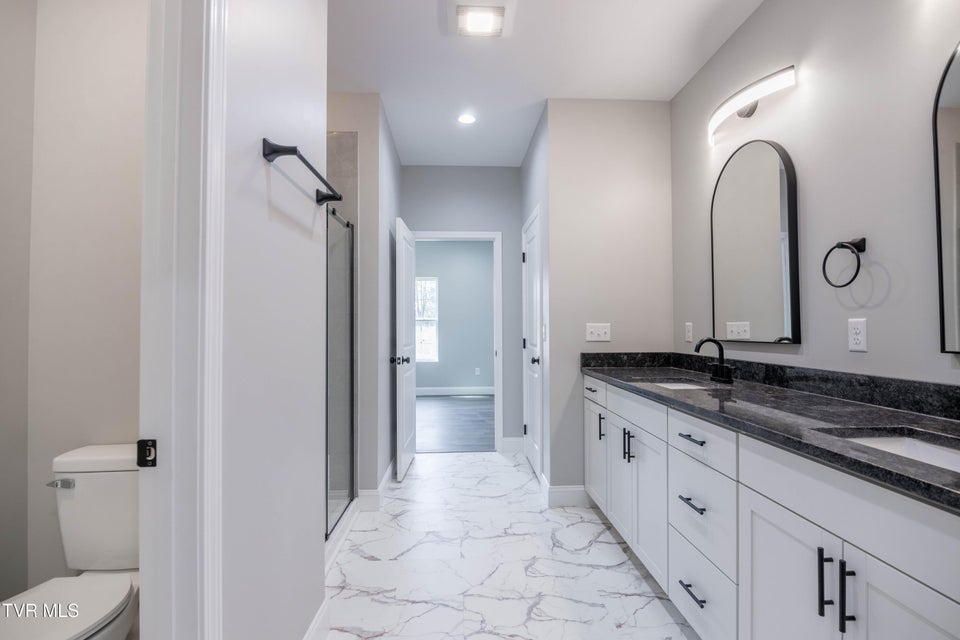 Photo #13: 550 Gibson Loop