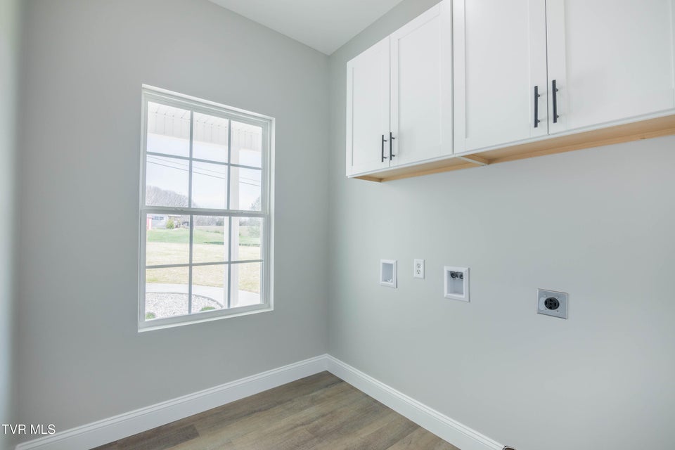 Photo #22: 550 Gibson Loop