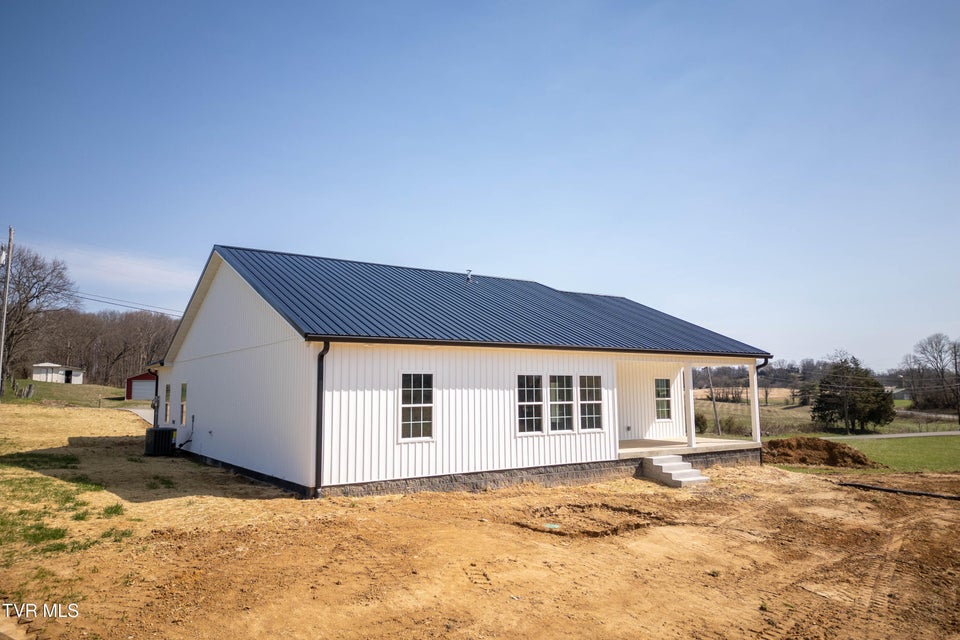 Photo #27: 550 Gibson Loop