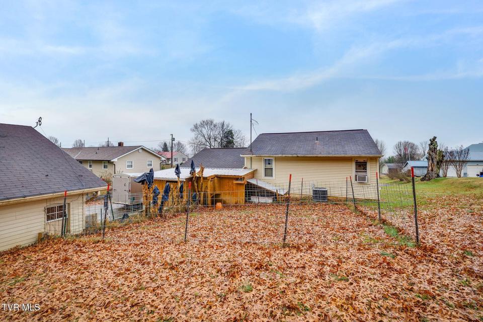 Photo #24: 3304 Lightwood Street