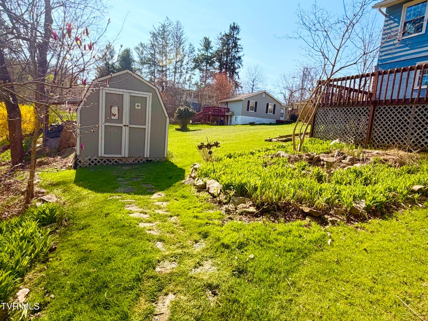 Photo #36: 121 Beverly Avenue