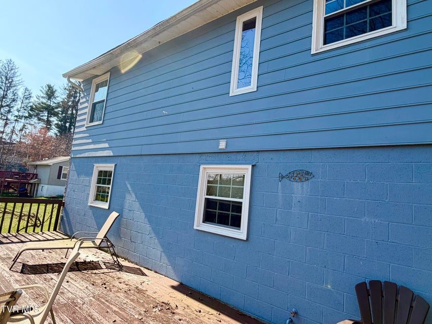 Photo #40: 121 Beverly Avenue